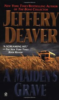A Maiden's Grave (Signet 2001)