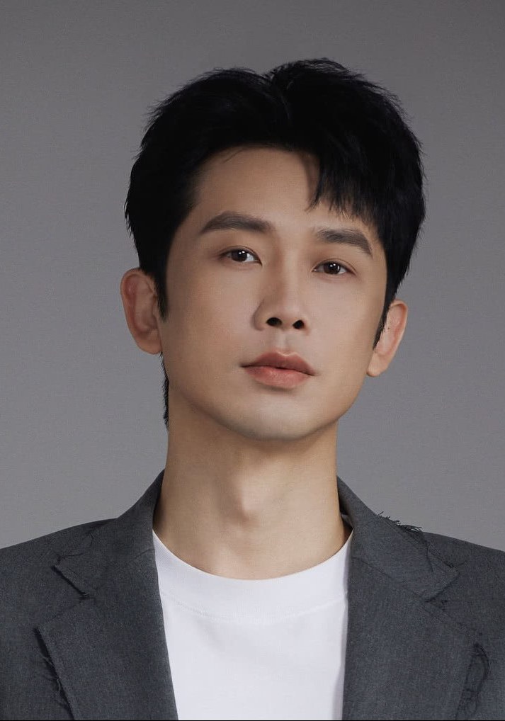 Siwei Liu