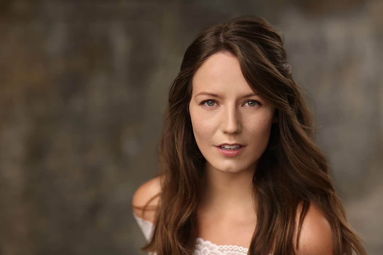 Mhairi Calvey