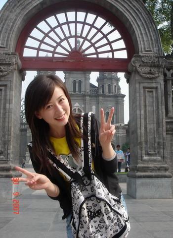 Yanqian Luo