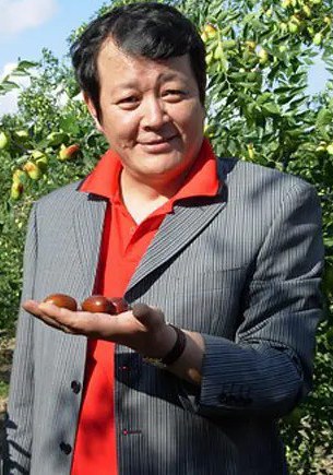 Yuzhou Hong