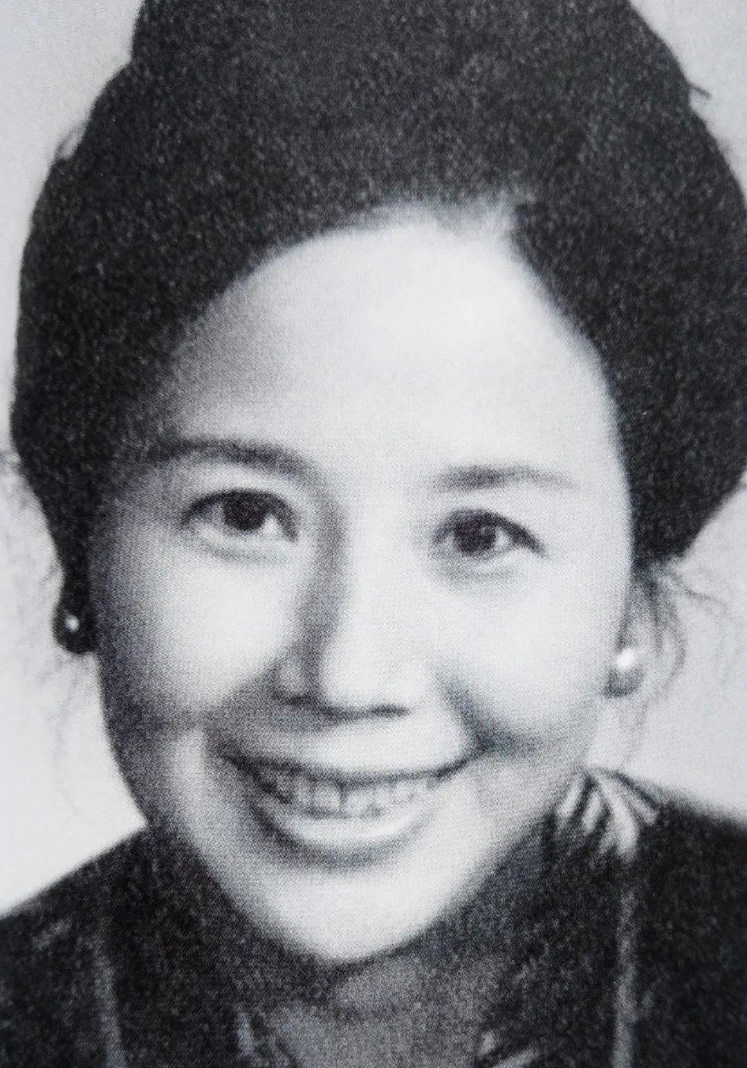 Yiqin Zhou