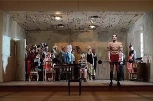 适度富裕 2016年柏林戏剧节版