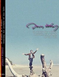 他站在荒漠中数着生命中的时刻