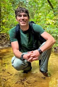 探索荒野：西蒙·里夫 第 1 季