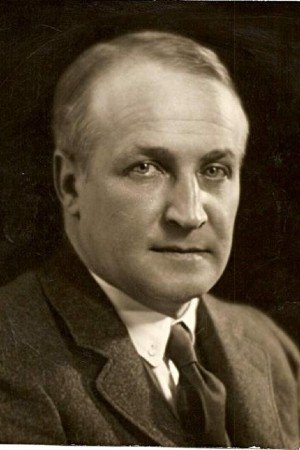 罗伯特·弗拉哈迪