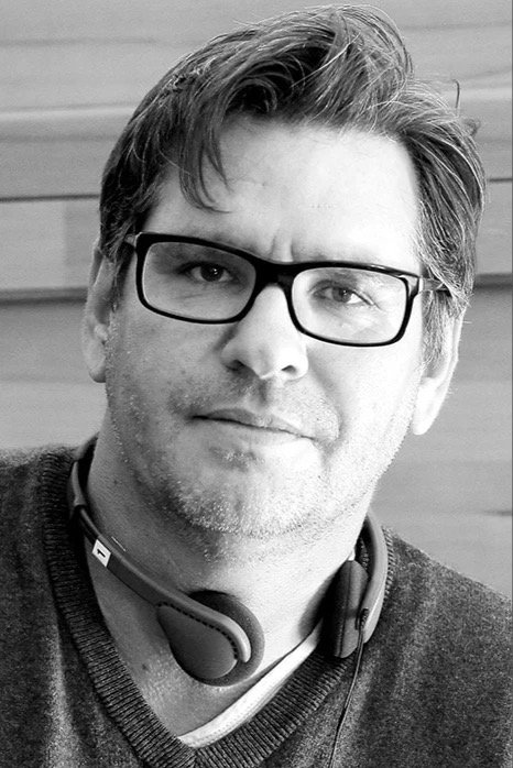 达里奥·斯卡达帕内