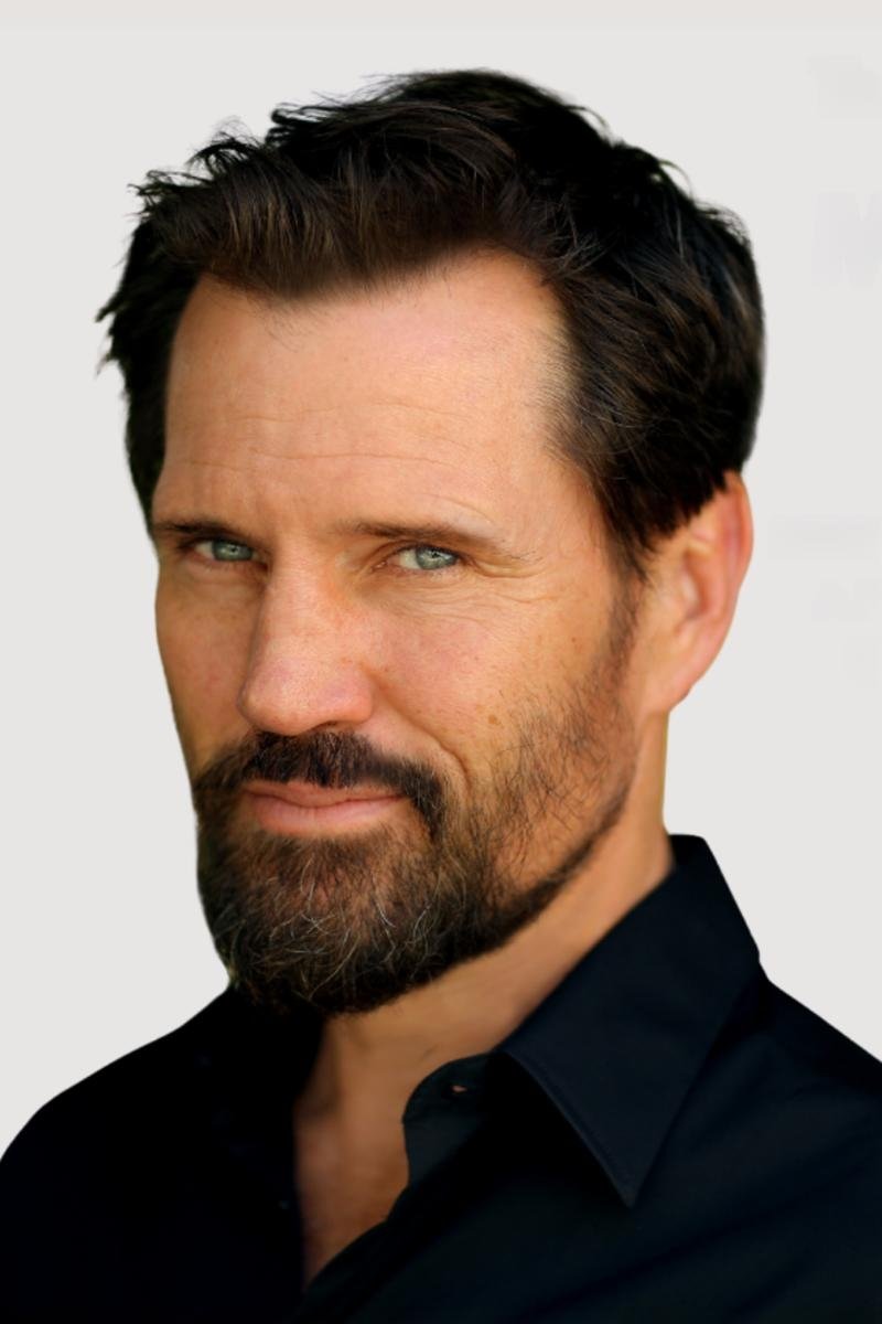 兰利·柯克伍德