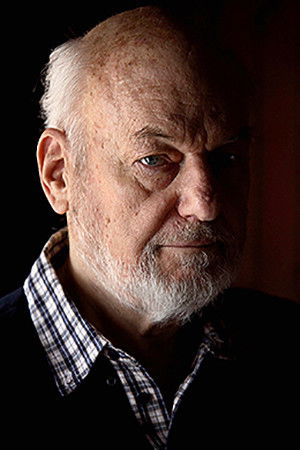 杜尚·马卡维耶夫