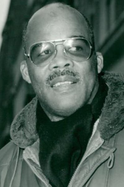 奥斯卡·詹姆斯