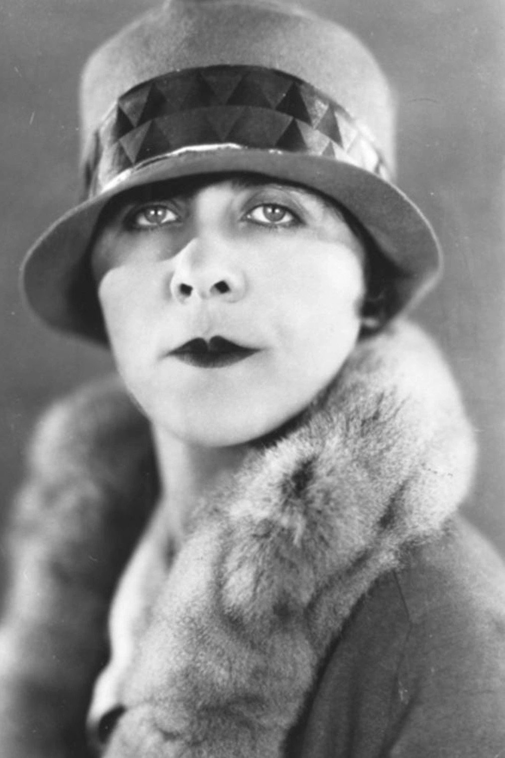 索尼娅·莱维恩