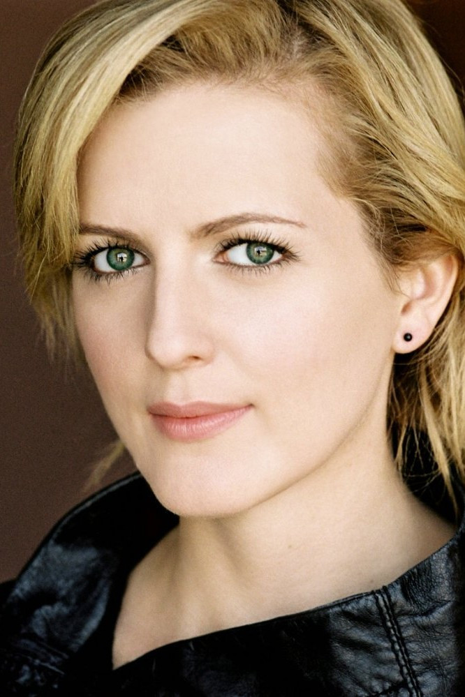 伊芙琳·爱德华兹