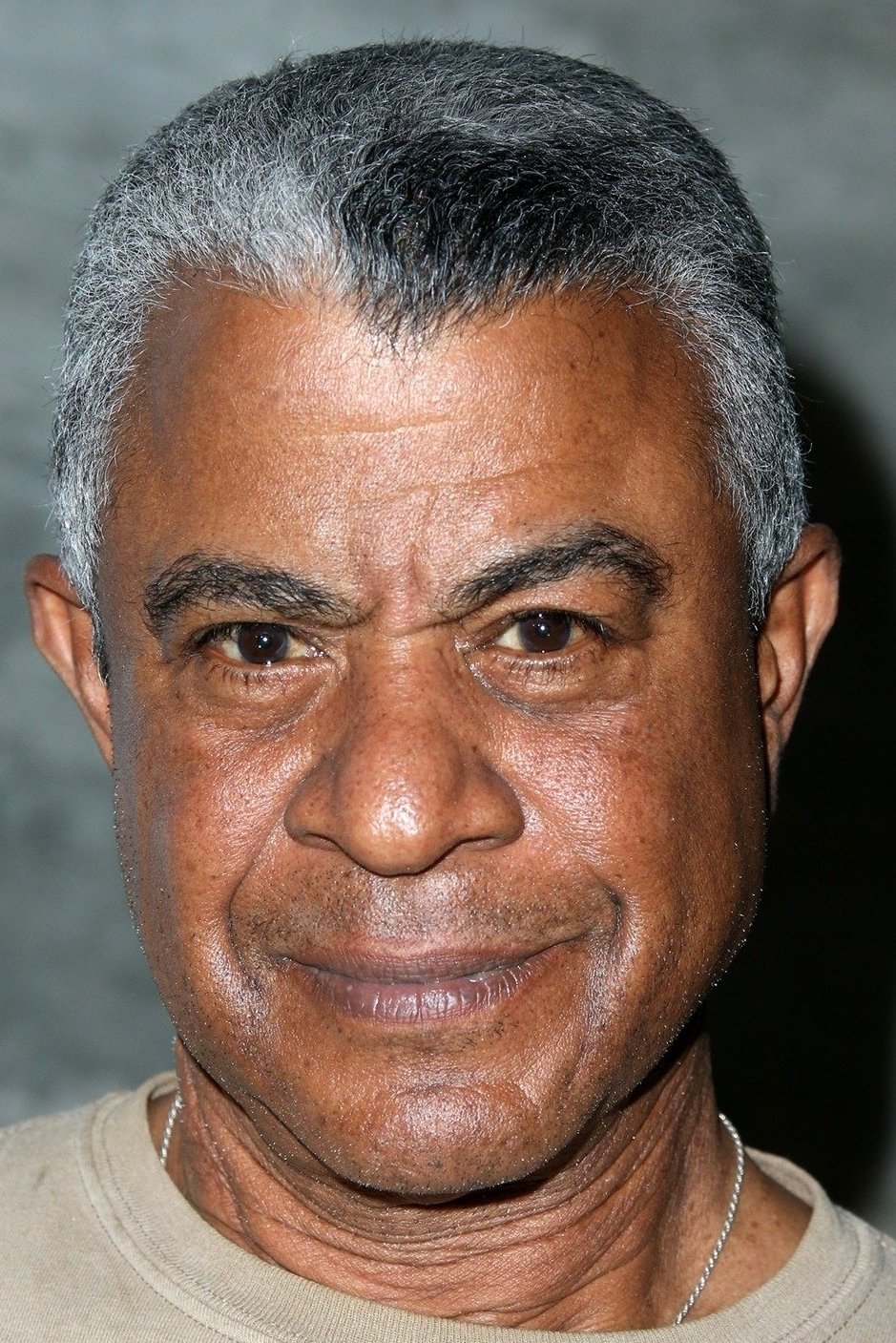 塔克·斯莫尔伍德