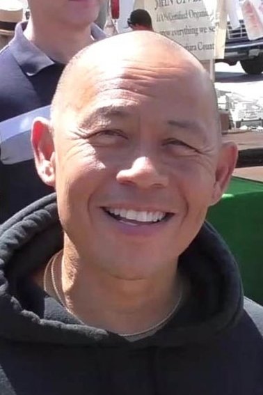 小厄尼·雷耶斯