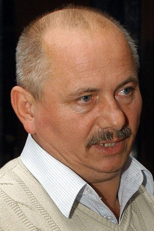 Usztics Mátyás