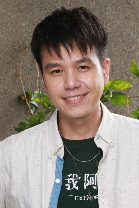 隆宸翰