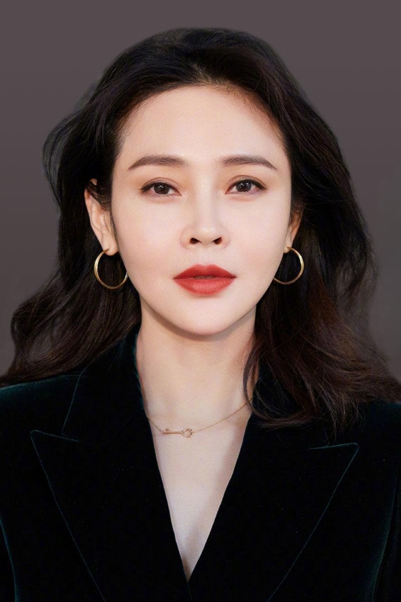 于明加