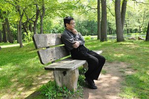 大海捞针: 张益唐与孪生素数猜想