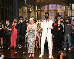 周六夜现场：安雅·泰勒-乔伊/Lil Nas X