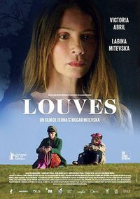 擦掉眼泪的女人