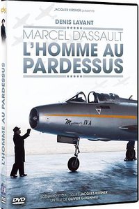 达索：穿外套的人